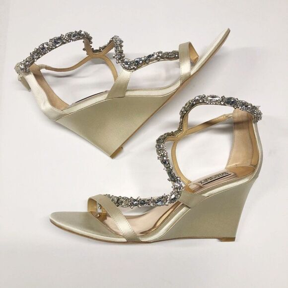 Womens Badgley Mischka Ivory Satin Simona Wedge Embellished Sandal Size 10 - Picture 1 of 10